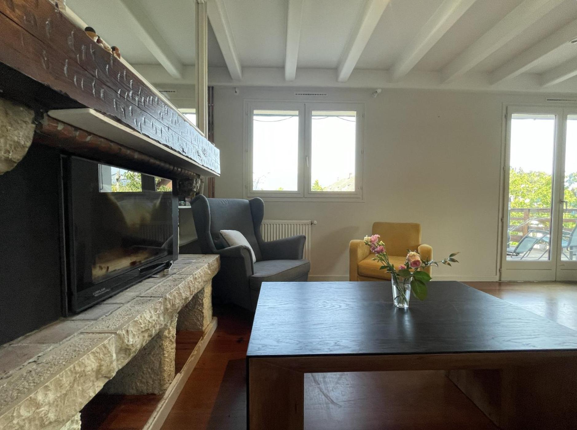 Cosy Chalet Annecy Lake For A Family Sevrier Bagian luar foto