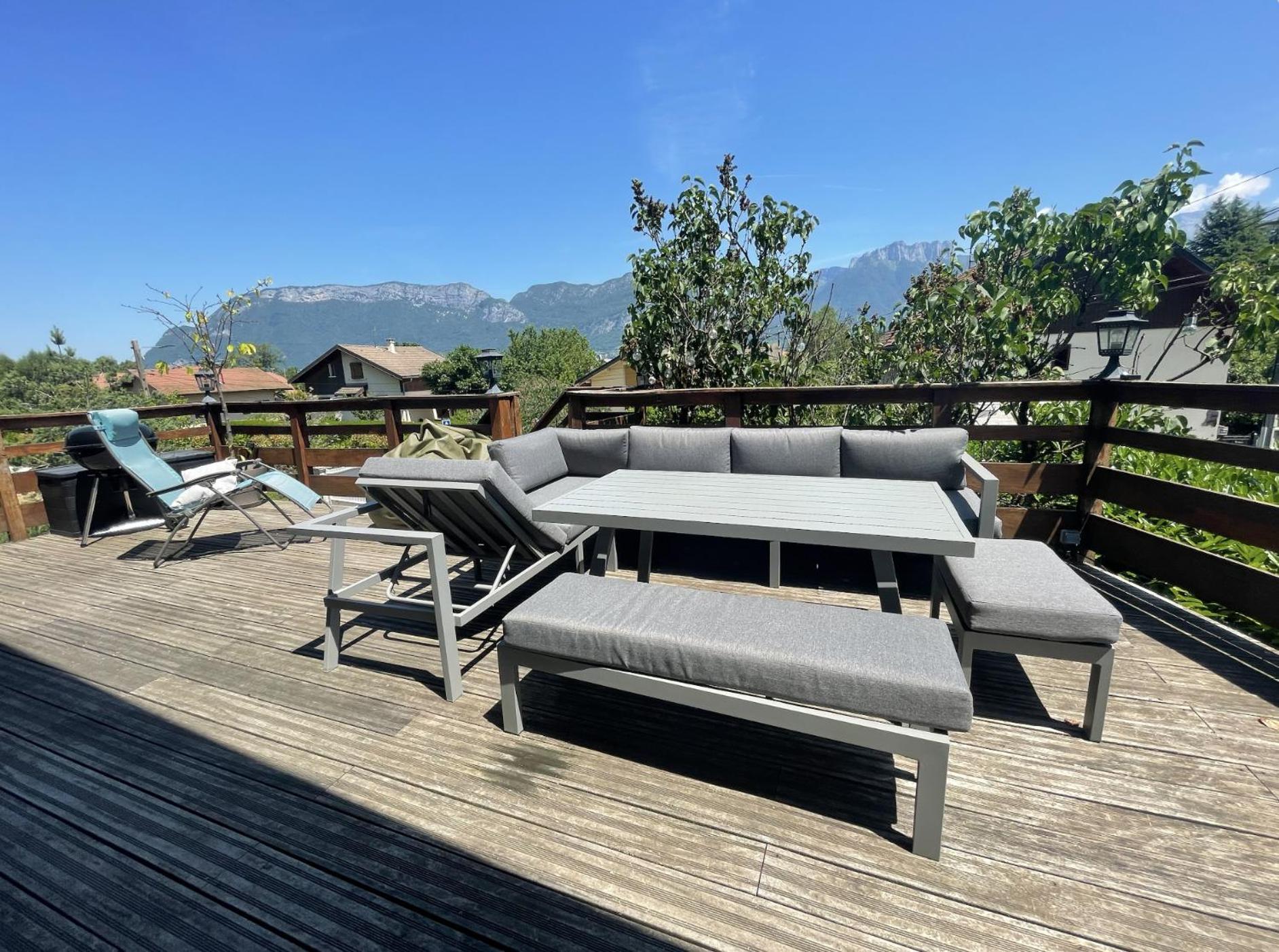 Cosy Chalet Annecy Lake For A Family Sevrier Bagian luar foto